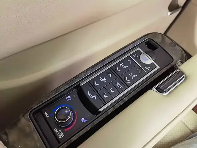 FORD TOURNEO LUXURY 2023