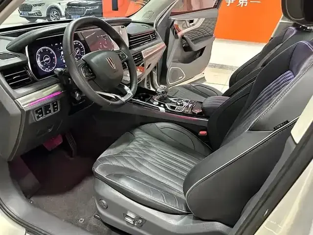 HONGQI HS5 2022