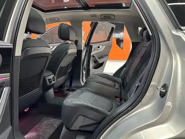 HONGQI HS5 2022