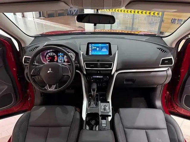 MITSUBISHI ECLIPSE CROSS 2022