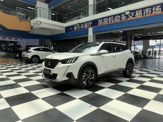 PEUGEOT 2008 2022