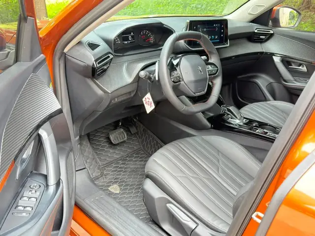 PEUGEOT 2008 2022