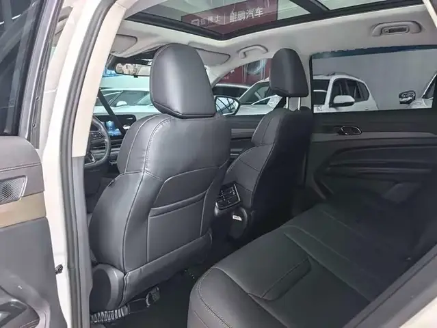 FORD EQUATOR SPORT 2023