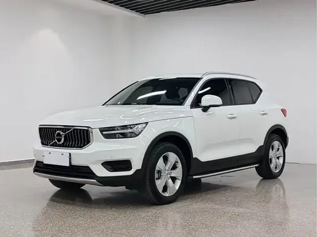 VOLVO XC40 T4 AWD SMART 2022