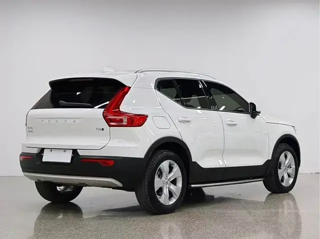VOLVO XC40 T4 AWD SMART 2022