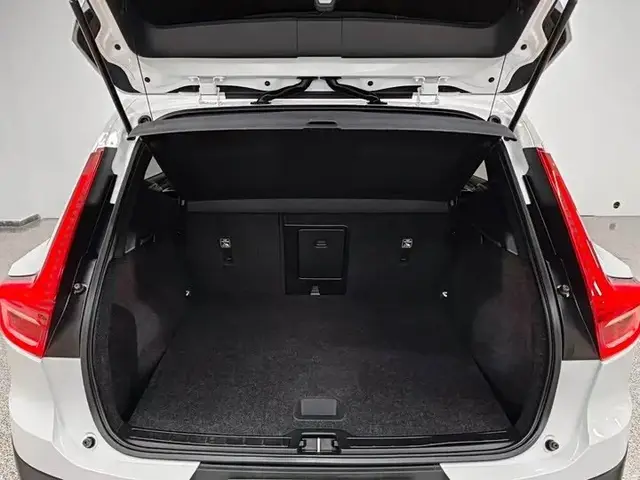 VOLVO XC40 T4 AWD SMART 2022