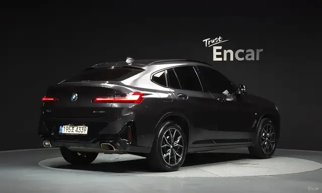 BMW X4 2023