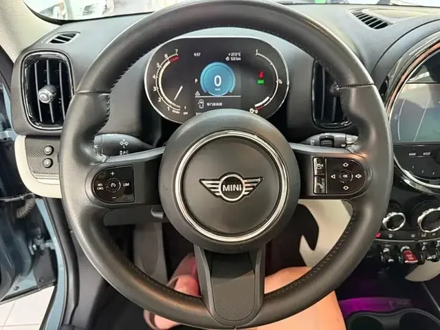 MINI COUNTRYMAN 2022