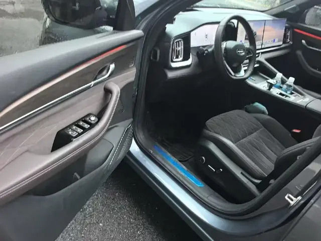 GEELY XINGYUE L 2025