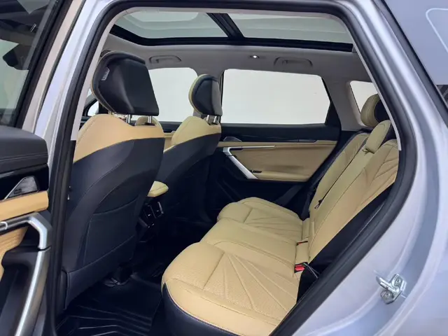 GEELY BOYUE L PREMIUM 2023