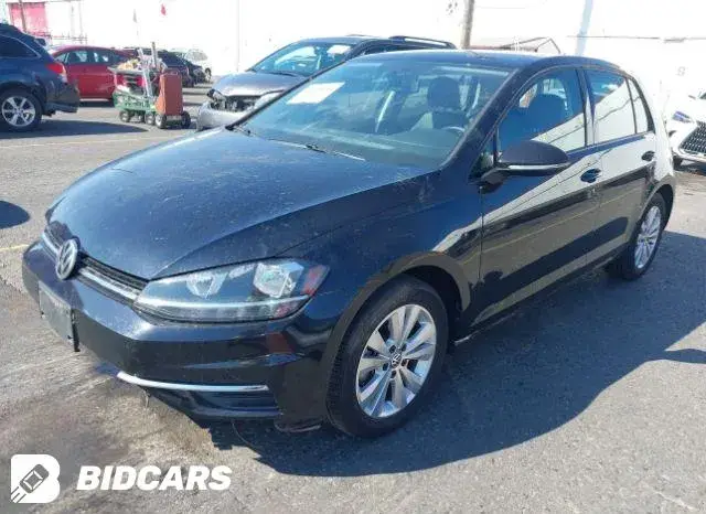 VOLKSWAGEN GOLF 2020