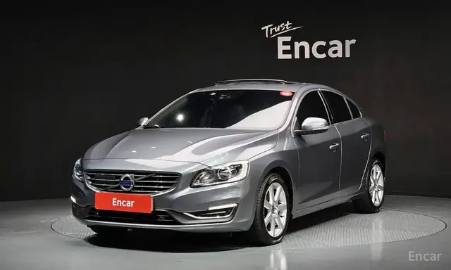VOLVO S60 D3 2ND 2018