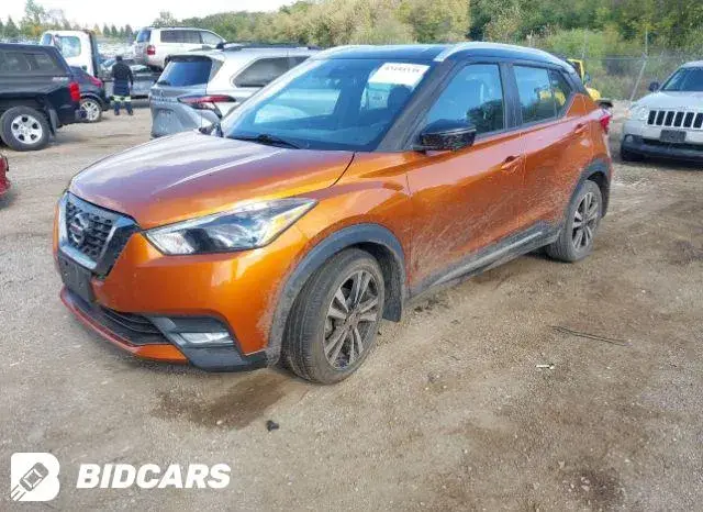 NISSAN KICKS 2020