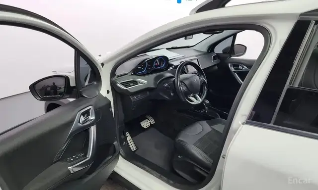 PEUGEOT 1 2008 1 2019