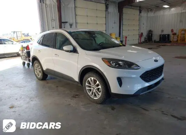 FORD ESCAPE 2021