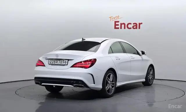 MERCEDES-BENZ CLA-CLASS C117 CLA220 AMG 2018