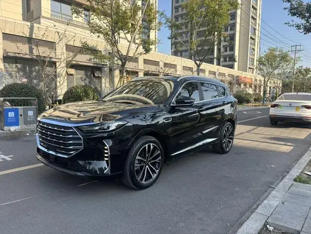 JETOUR X70 PLUS 1 2022