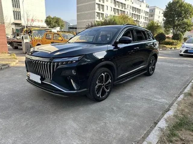DONGFENG HUGE 2022
