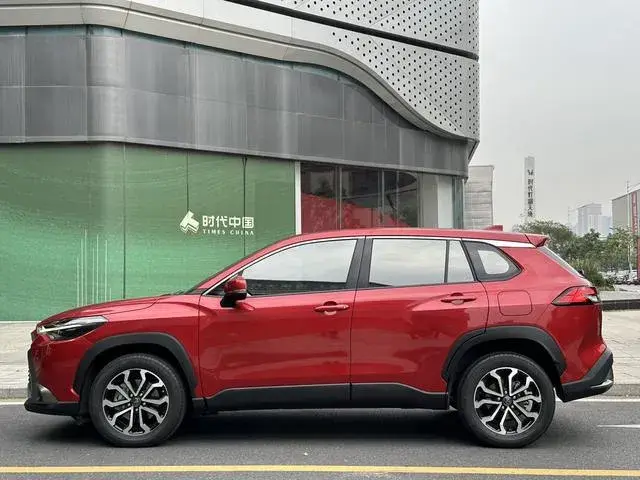 TOYOTA FRONTLANDER 2022