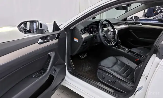 VOLKSWAGEN ARTEON 2019