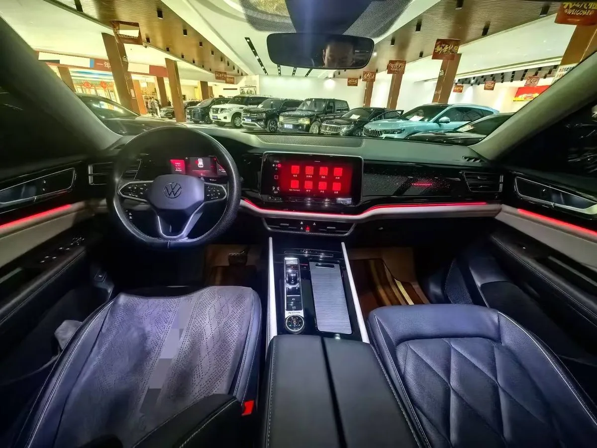 VOLKSWAGEN TERAMONT 2025