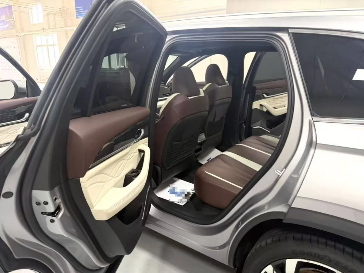GEELY MONJARO 2023