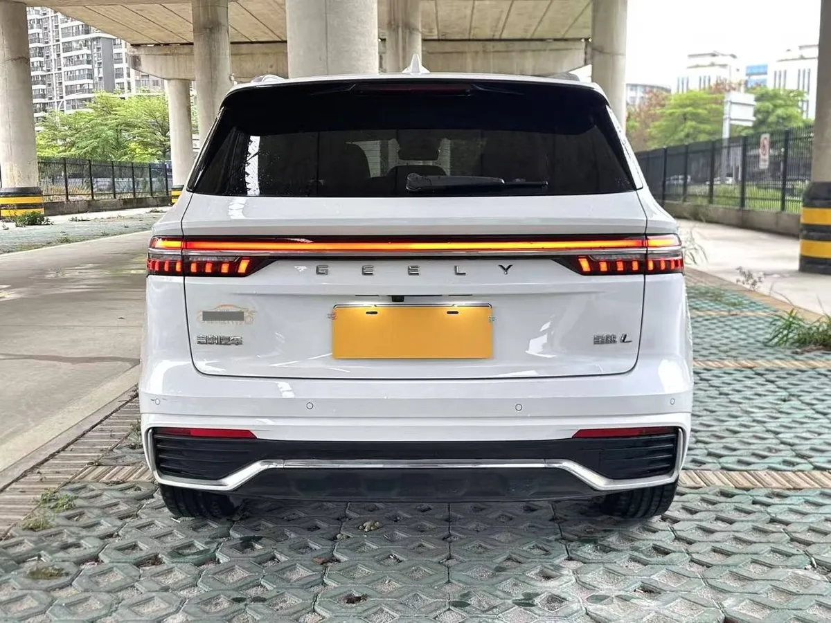 GEELY MONJARO 2023