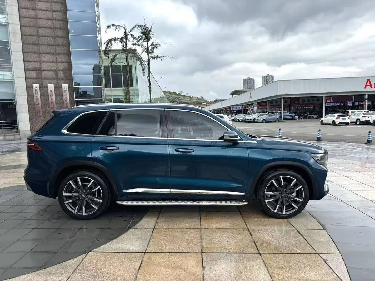 GEELY MONJARO 2022