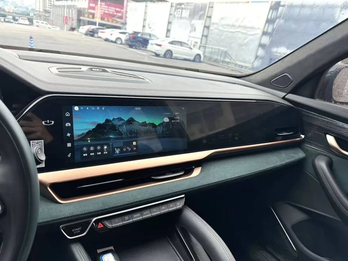 GEELY MONJARO 2022