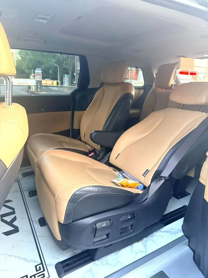 KIA CARNIVAL 2022