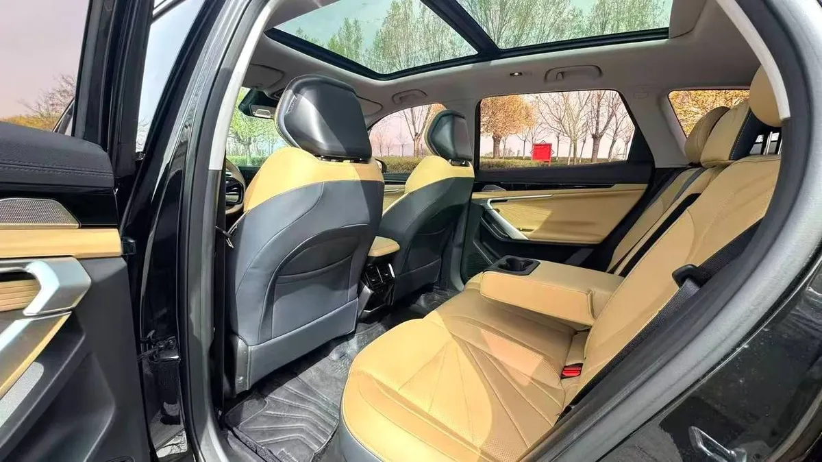 GEELY BOUYE L 2022