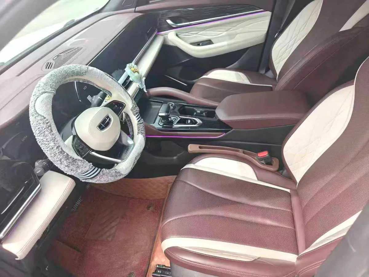 GEELY MONJARO 2023