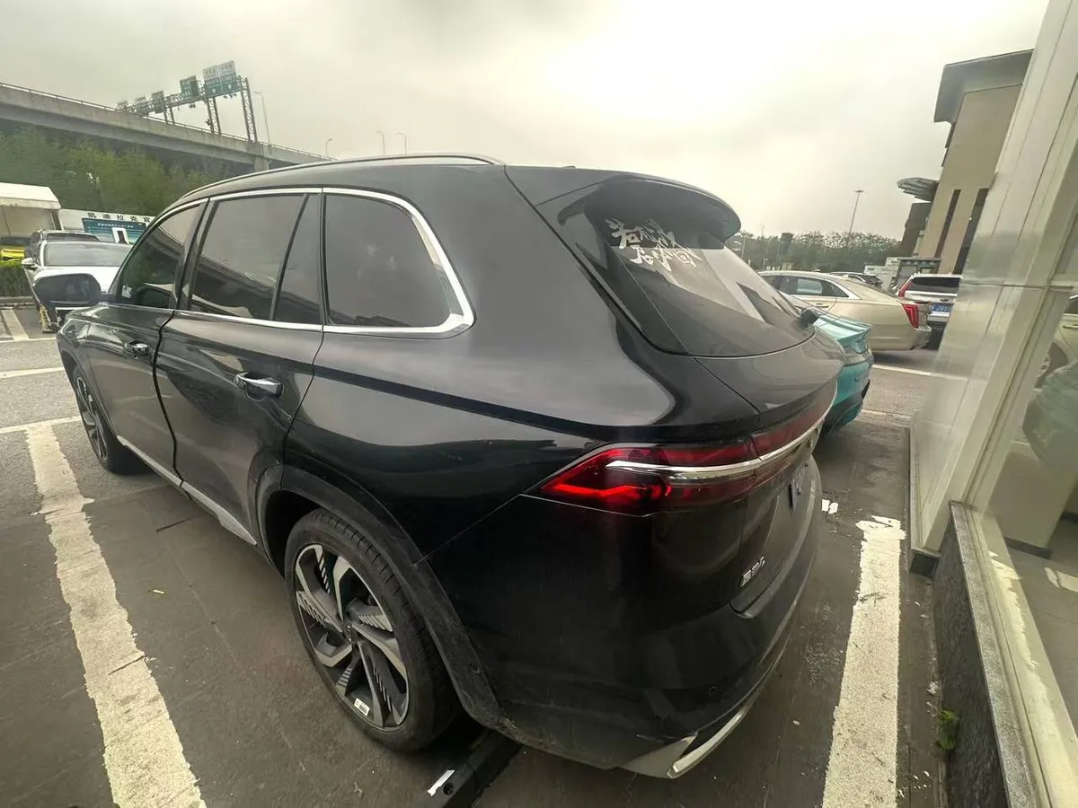 GEELY MONJARO 2023