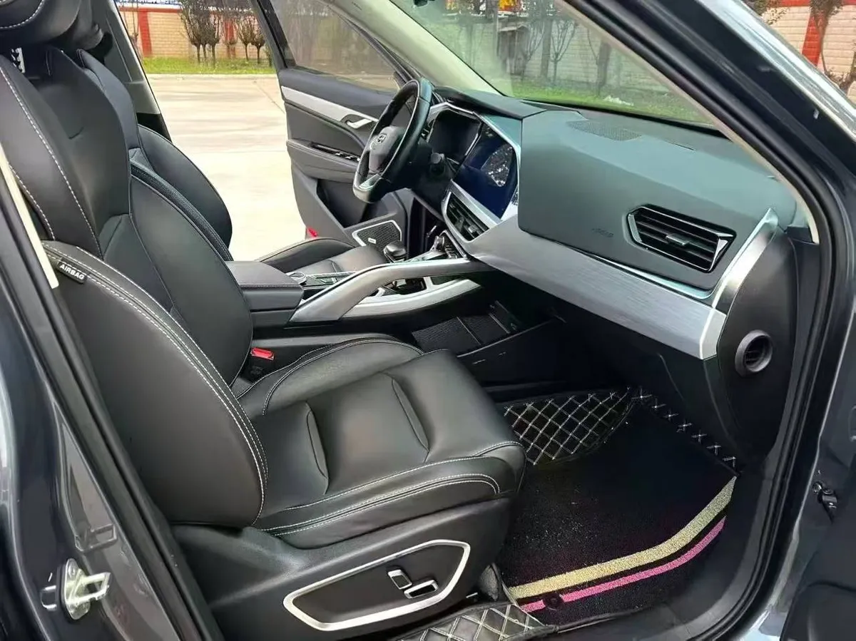 GEELY TUGELLA 2019