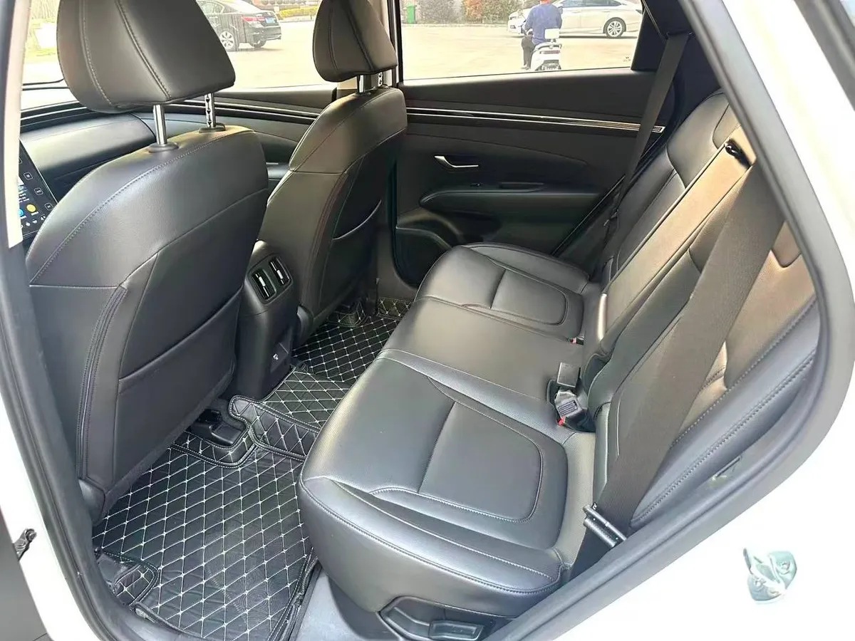 HYUNDAI TUCSON 2023