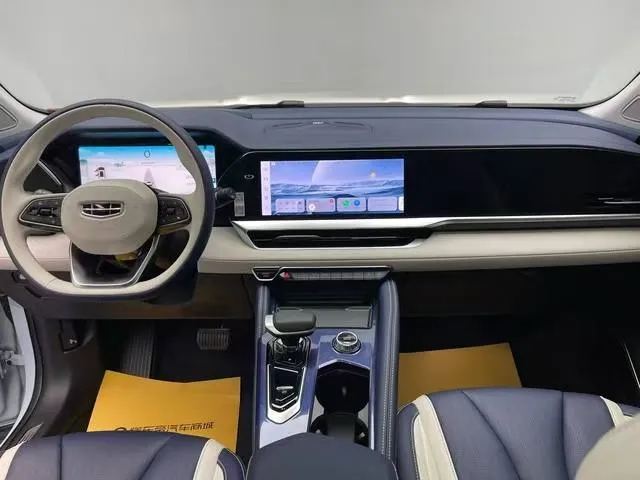 GEELY MONJARO 2022