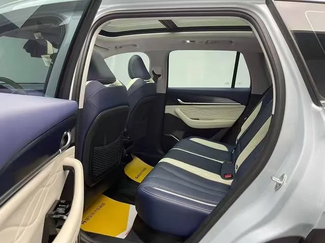 GEELY MONJARO 2022