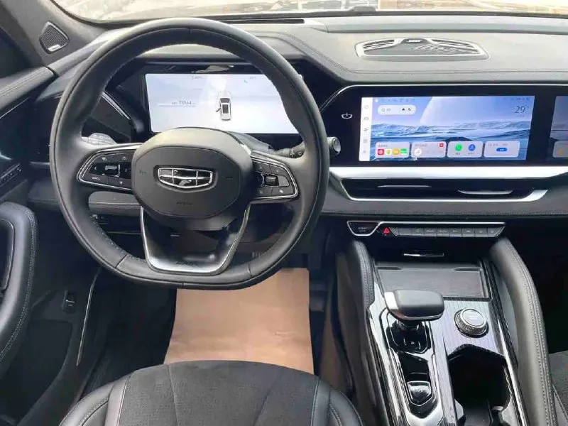 GEELY MONJARO 2022