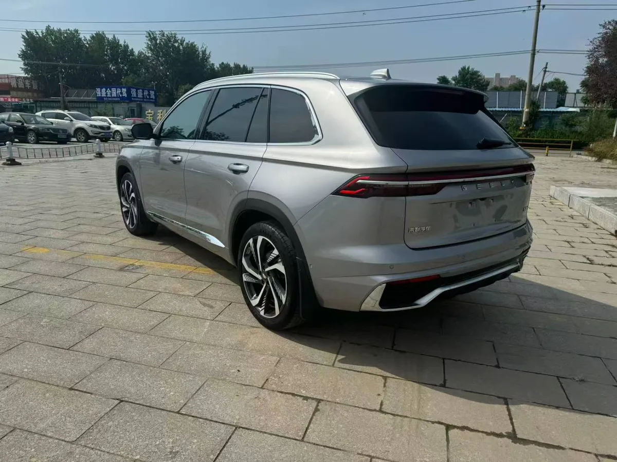 GEELY MONJARO 2022