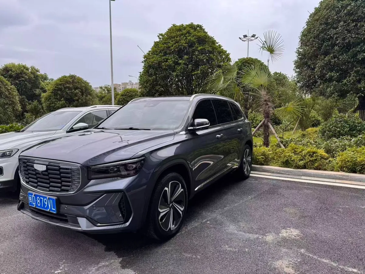 GEELY MONJARO 2022