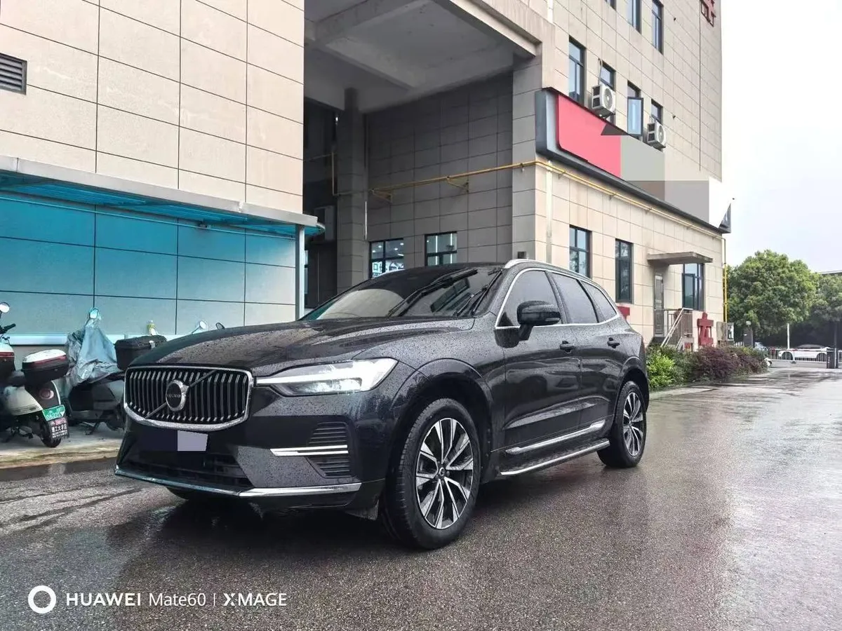 VOLVO XC60 4WD 2023