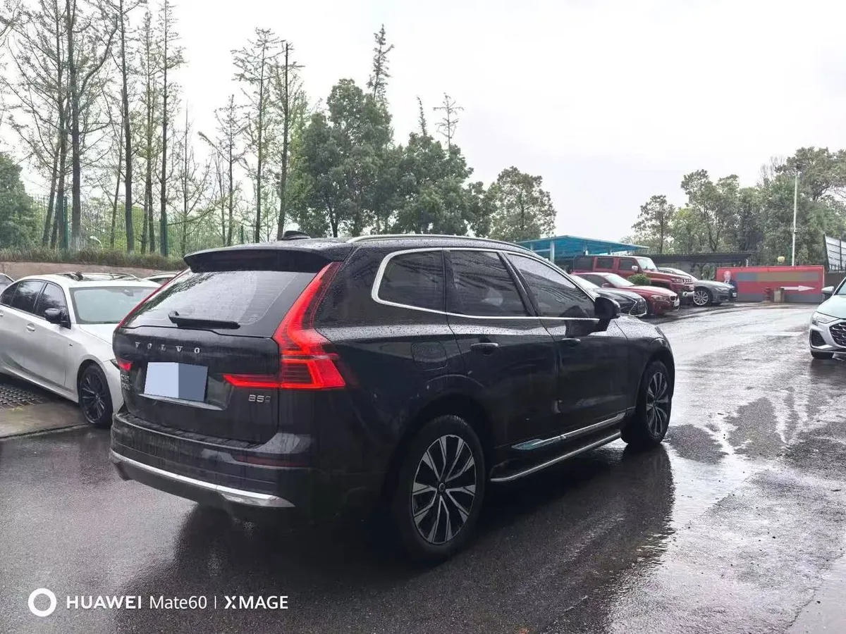 VOLVO XC60 4WD 2023