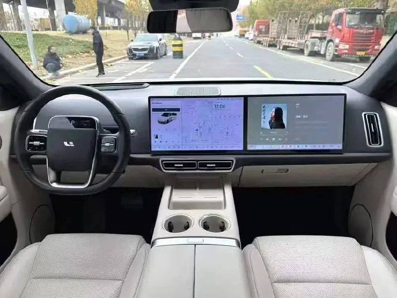 LI AUTO L6 MAX 2024