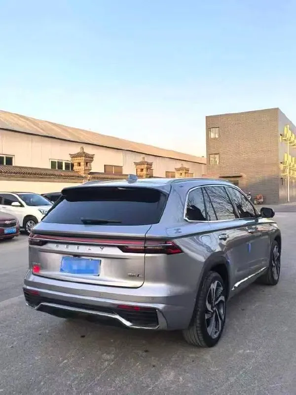 GEELY MONJARO 2022