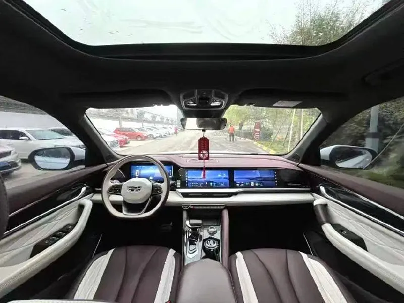GEELY MONJARO 2022