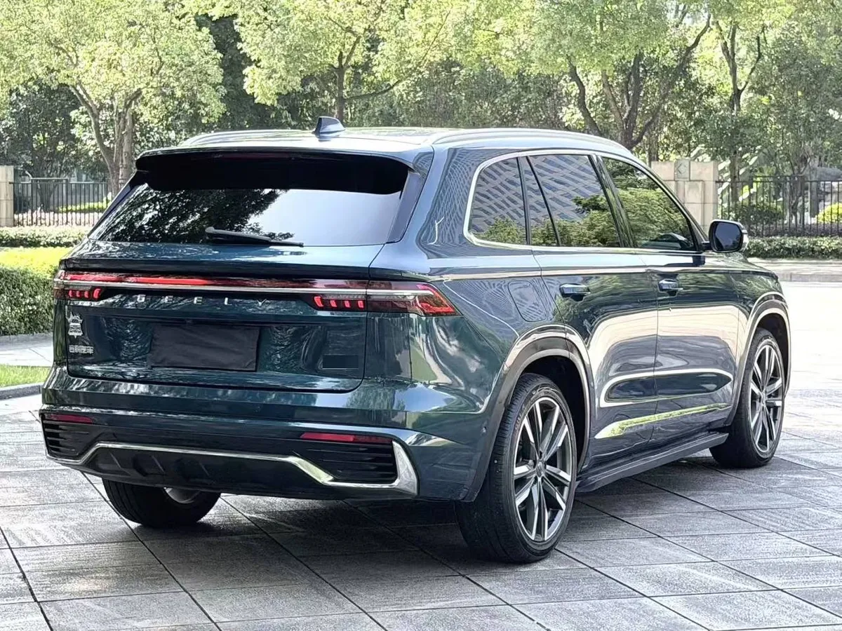 GEELY MONJARO 2022