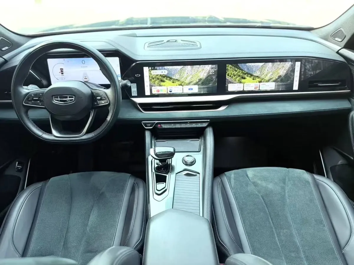 GEELY MONJARO 2022