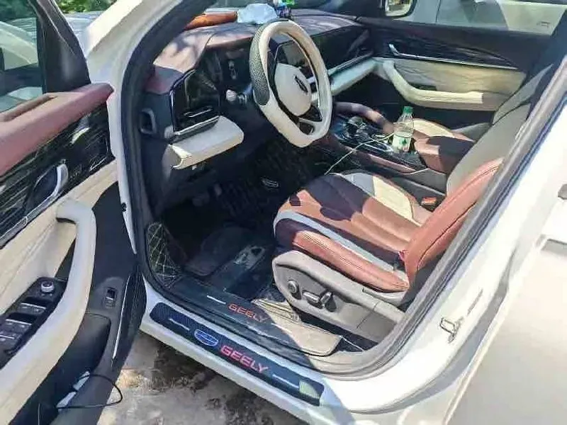 GEELY MONJARO 2023