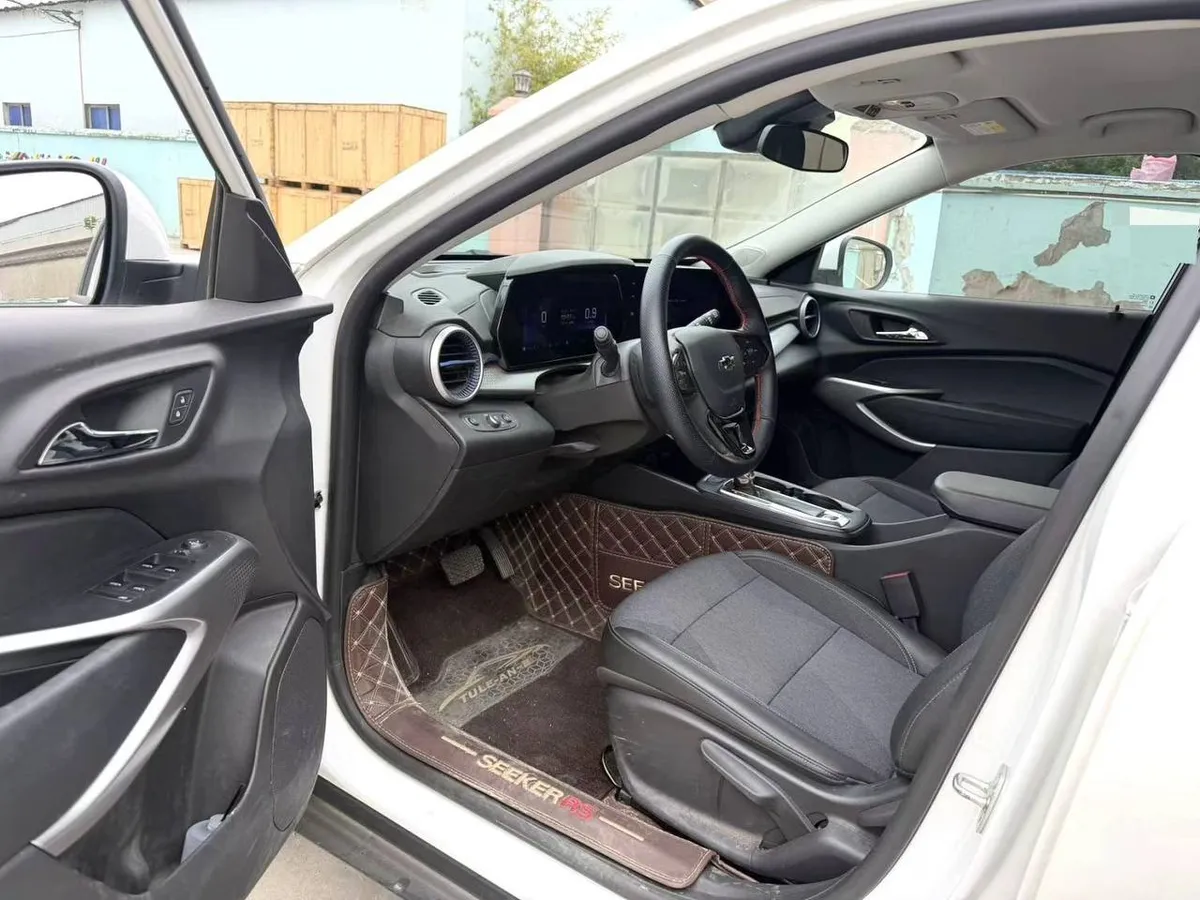 CHEVROLET SEEKER 2022