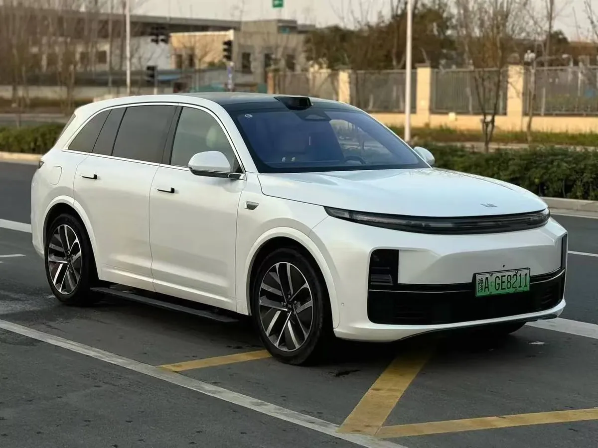 LI AUTO L7 MAX 2023
